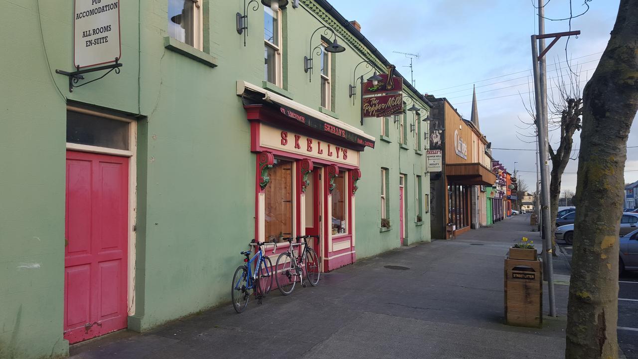 Skellys Hotel Ballymahon Eksteriør billede