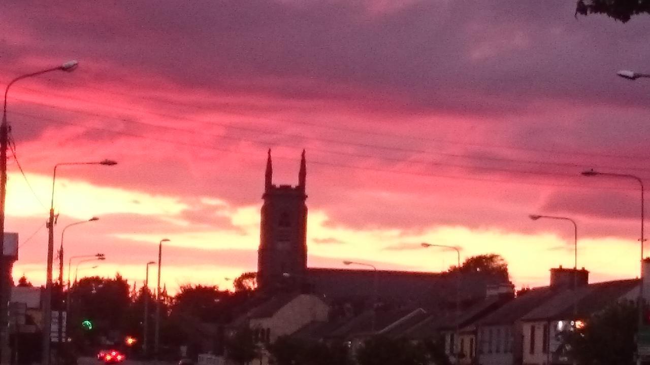 Skellys Hotel Ballymahon Eksteriør billede